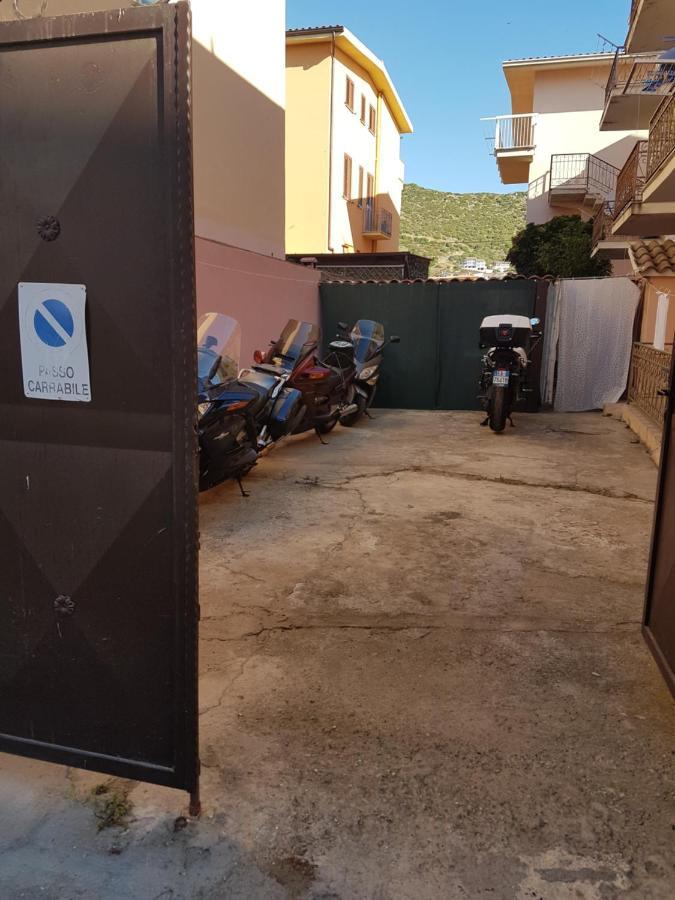 Sa Marina Bed & Breakfast La Caletta Bagian luar foto