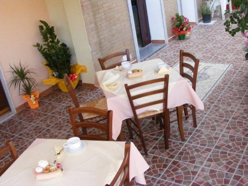 Sa Marina Bed & Breakfast La Caletta Bagian luar foto